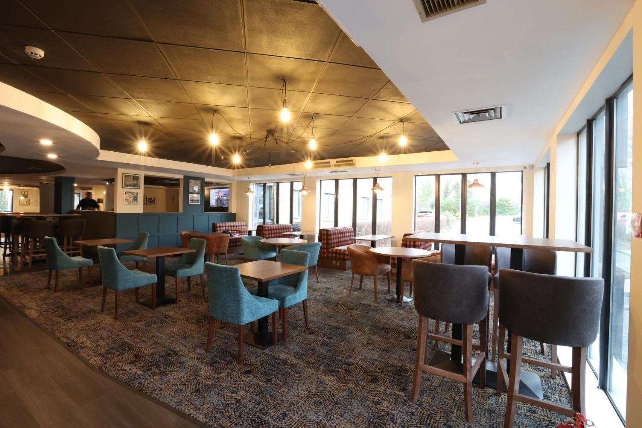 Knowsley Inn & Lounge Exterior photo